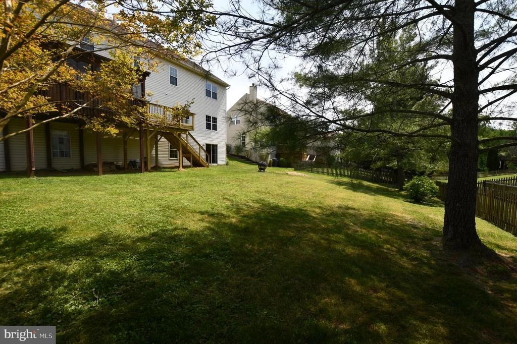 Photo of 46 CHRISTOPHER WAY