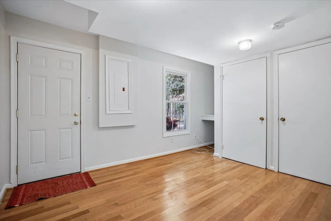 Photo of 11104 LORAN ROAD