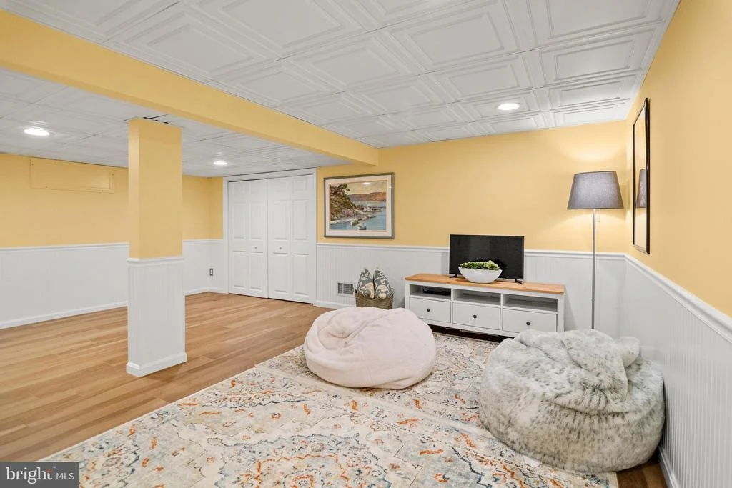 Photo of 1754 LONG GREEN DRIVE