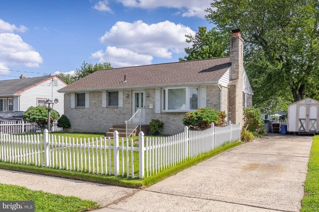 Photo of 106 PHILLIPS AVENUE