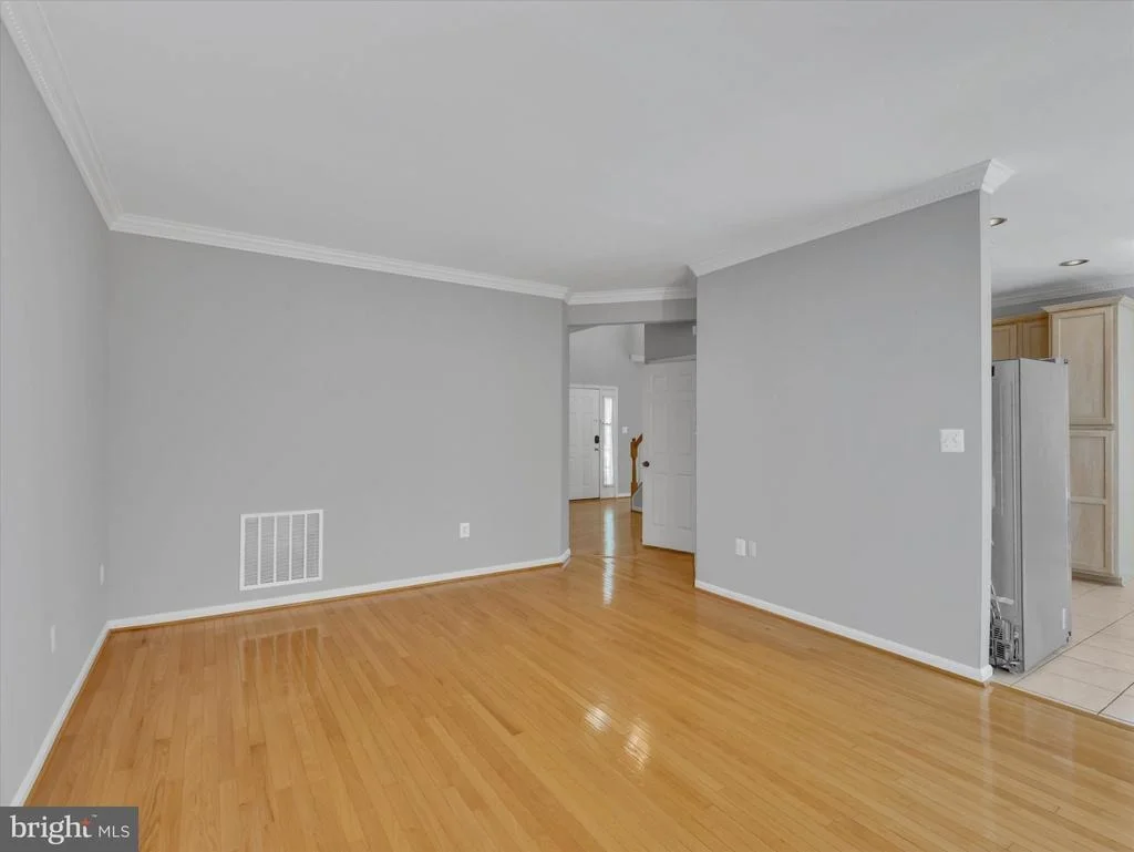 Photo of 8104 PEPPER RIDGE WAY