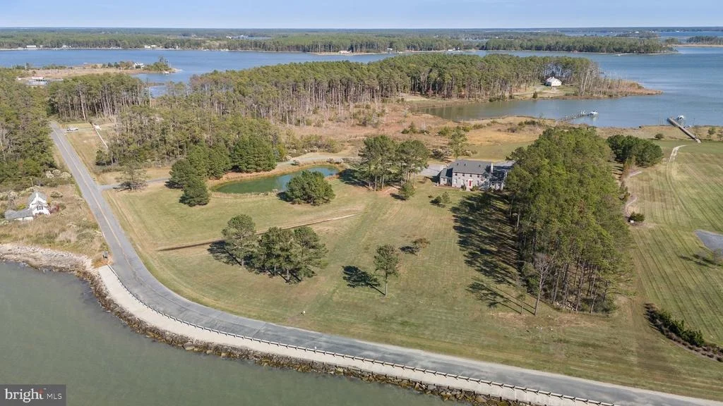 Photo of 5253 RAGGED POINT ROAD