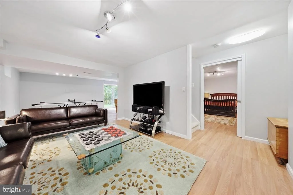 Photo of 9005 SHADYBROOK DRIVE