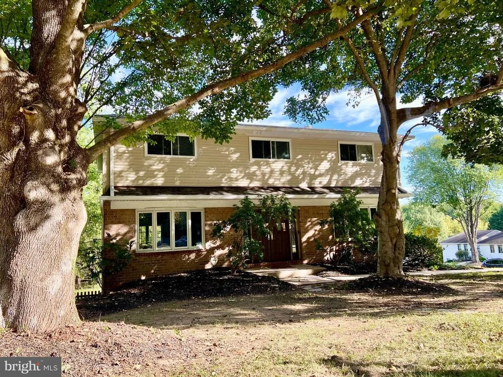 Photo of 2400 SUGARCONE ROAD