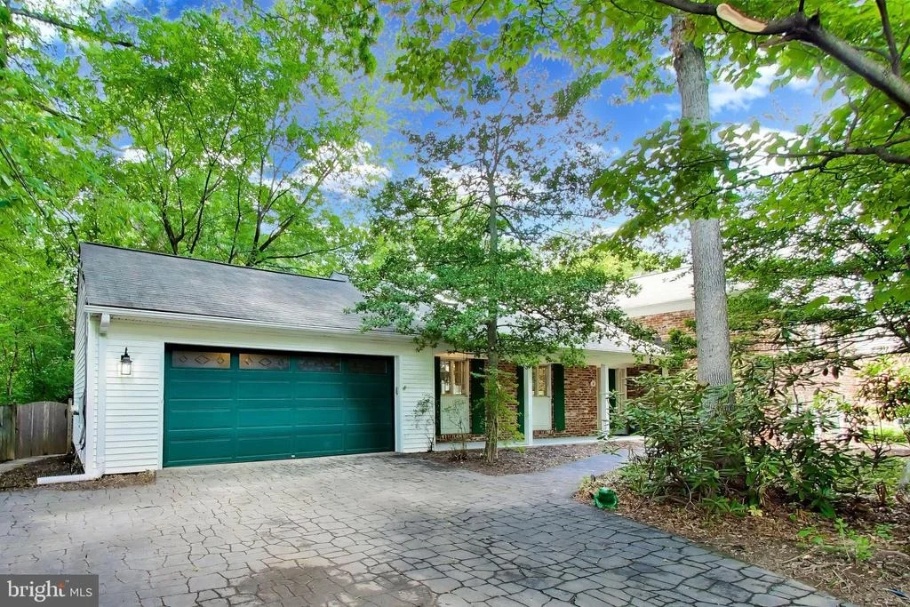 Photo of 4 ORCHARD WAY N