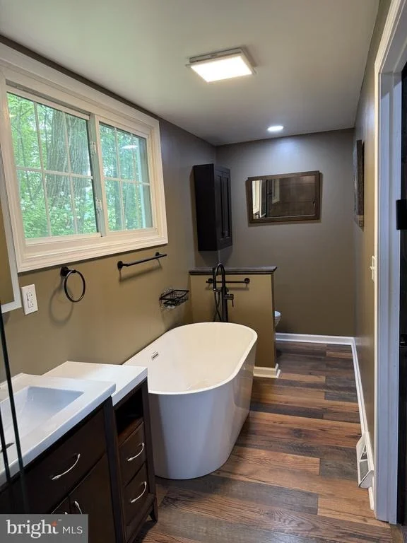 Photo of 32 FAIRFAX DRIVE