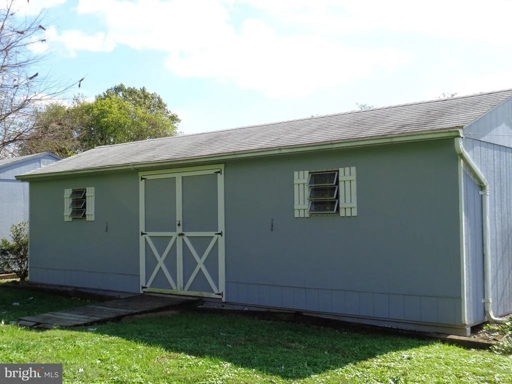 Photo of 9023 WALNUT STREET