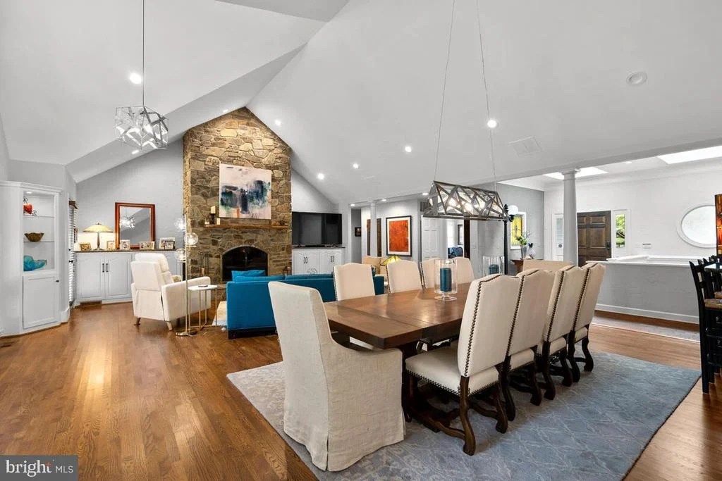 Photo of 17030 BARN RIDGE DRIVE