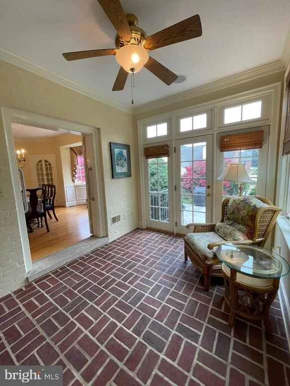 Photo of 310 UPPER COLLEGE TERRACE