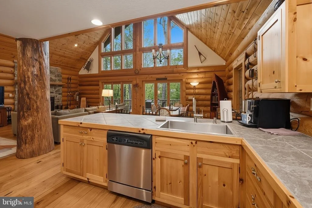 Photo of 42 RED OAK WAY