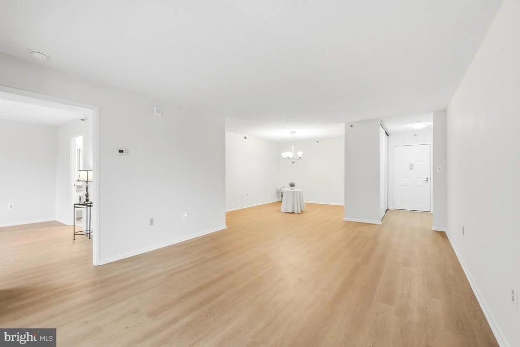 Photo of Unit 2215 at 15107 INTERLACHEN DRIVE