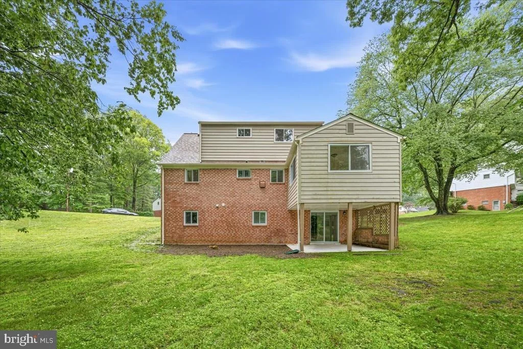 Photo of 8624 PARLIAMENT DRIVE