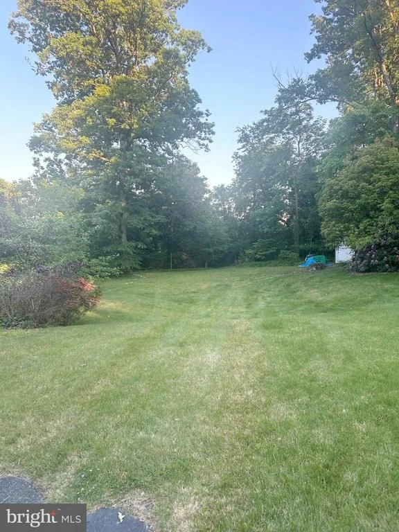 Photo of 4611 UPLAND DRIVE
