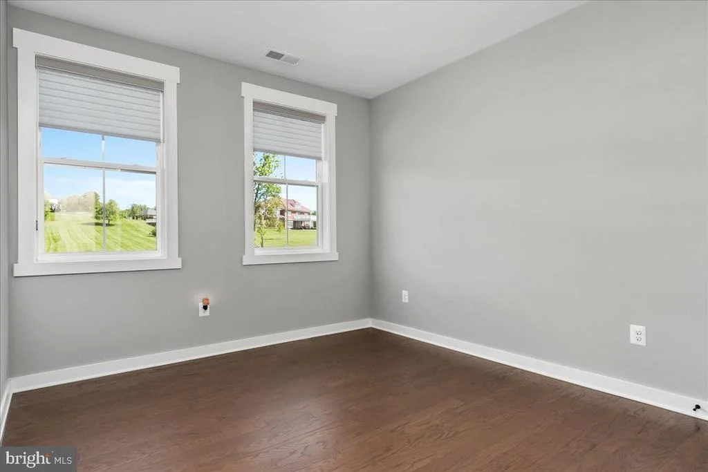 Photo of 7172 MEADOWBROOKE DRIVE