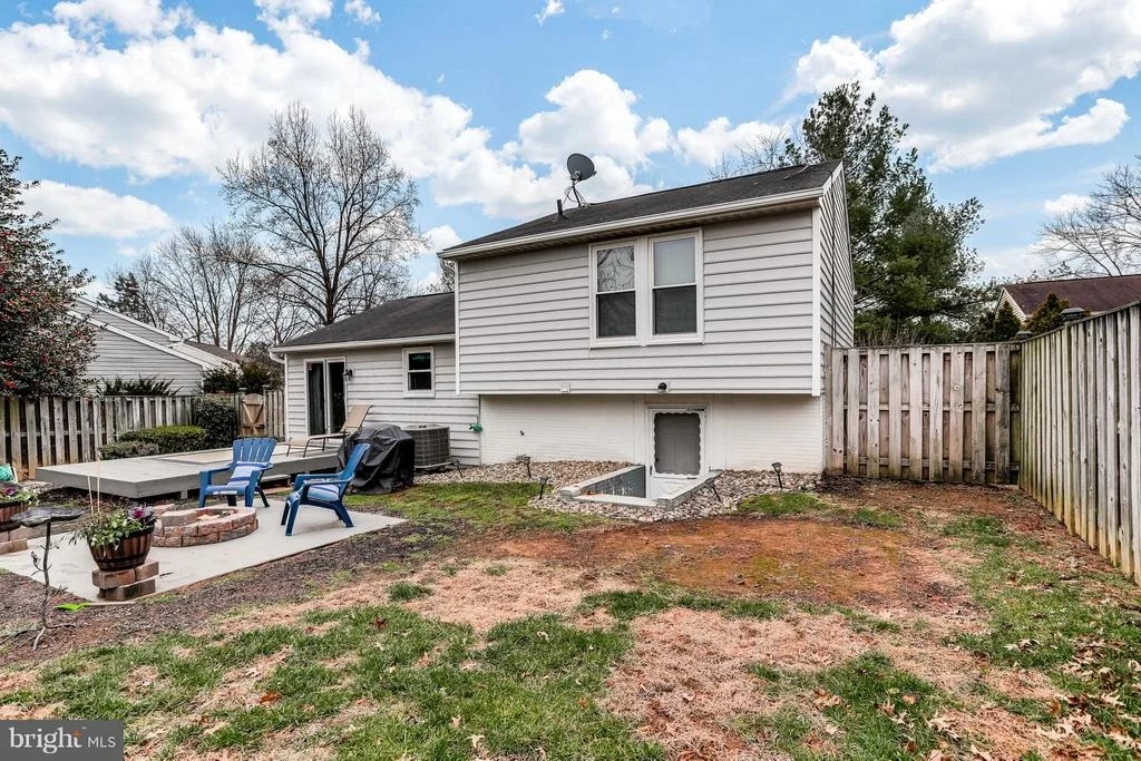 Photo of 1179 AVONDALE COURT