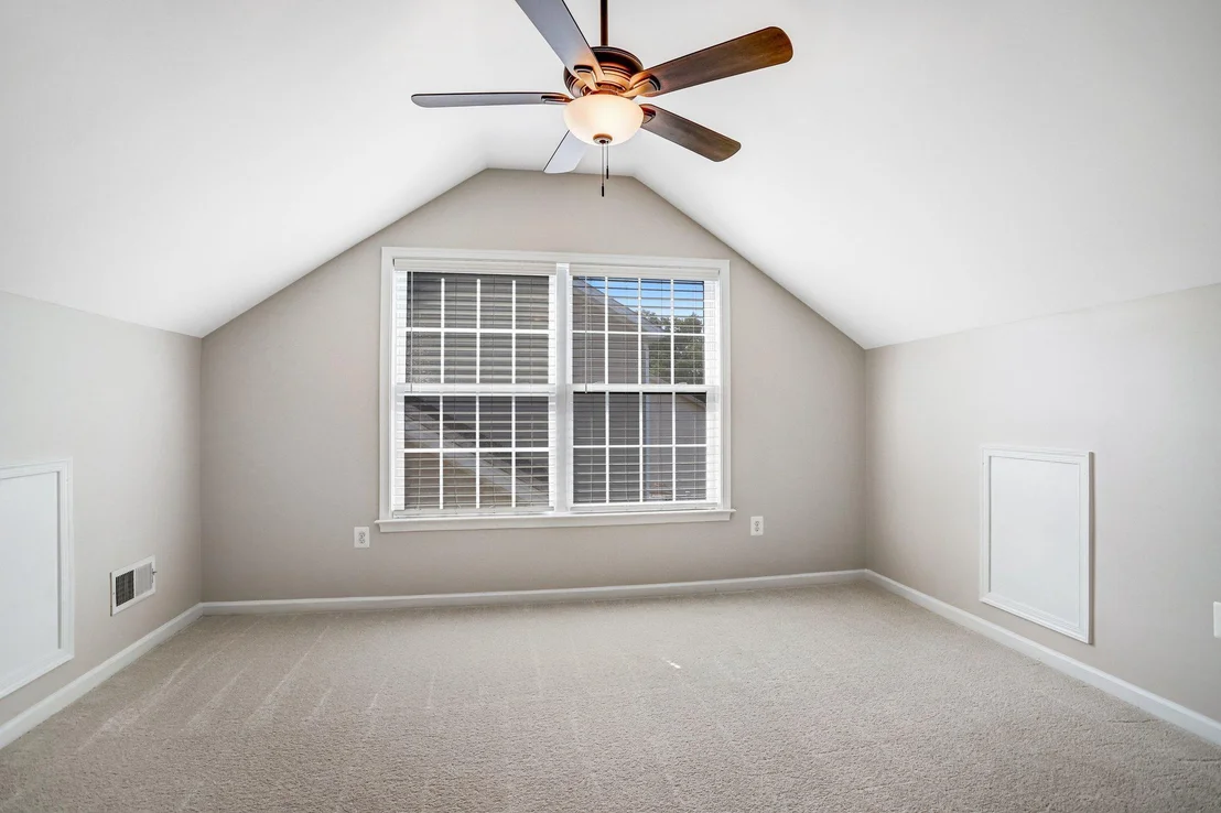 Photo of 41228 TURTLE DOVE CIRCLE
