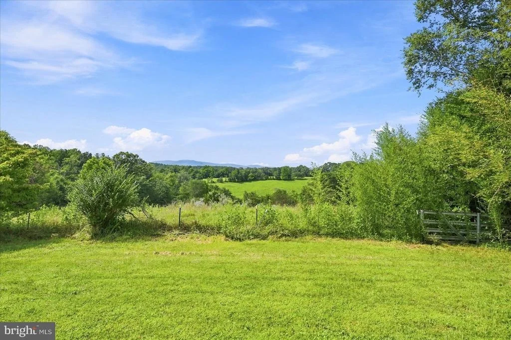 Photo of 491 VIEWTOWN ROAD