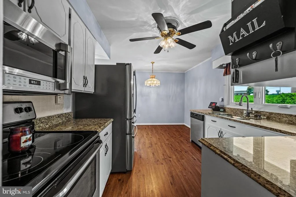 Photo of 4090 BOTELER ROAD