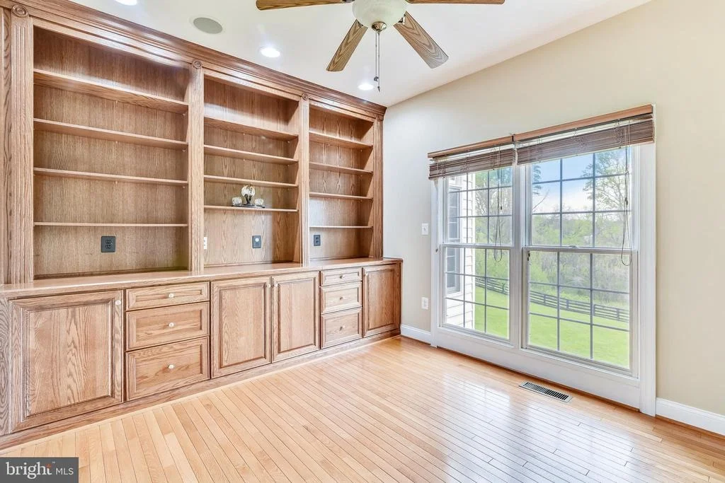 Photo of 24188 SPRING MEADOW CIRCLE
