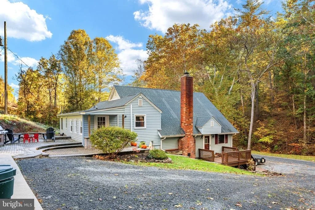 Photo of 322 HOLLOW ROAD