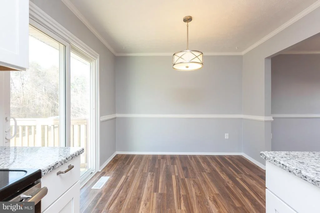 Photo of 708 UNIVERSITY DRIVE
