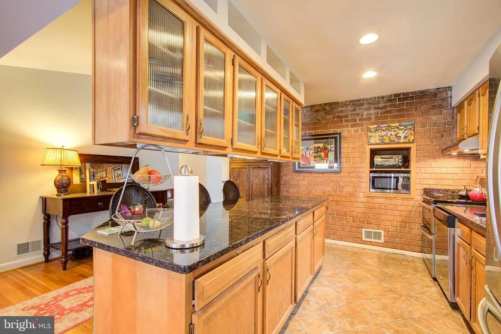 Photo of 611 HILLSBORO DRIVE
