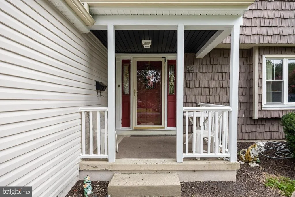Photo of 52 SUNSET DRIVE