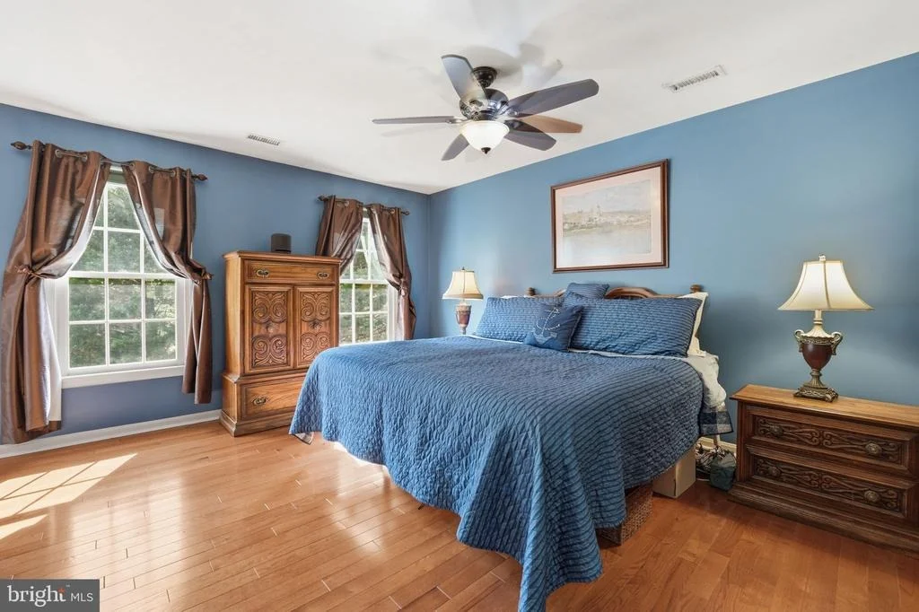 Photo of 7864 MEADOWGATE DRIVE