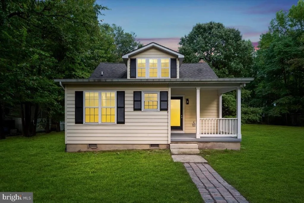 Photo of 1552 DENNIS ROAD
