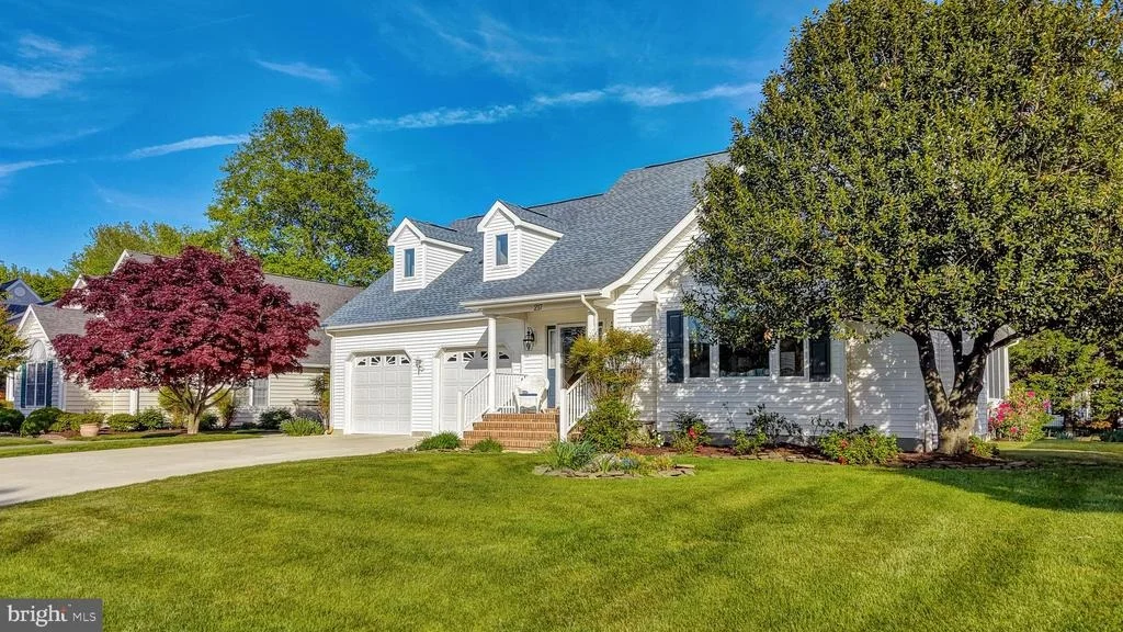 Photo of 217 MARINA DRIVE