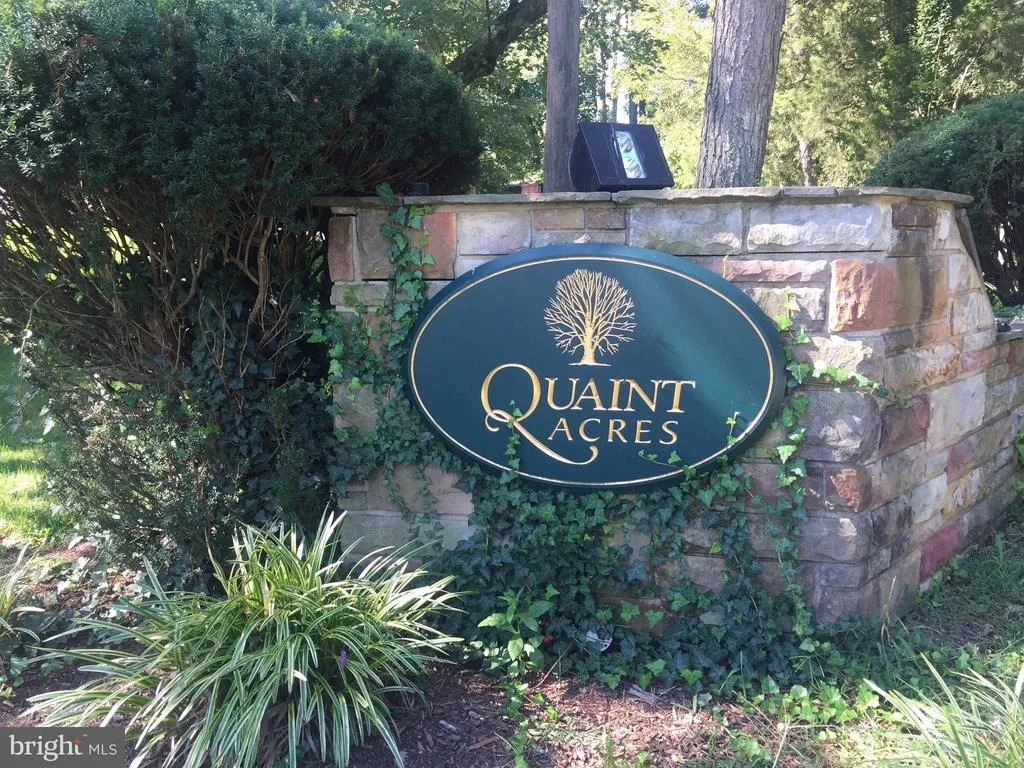 Photo of 100 QUAINT ACRES DRIVE