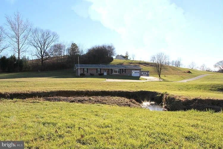 Photo of 6041 OLD BOHN ROAD