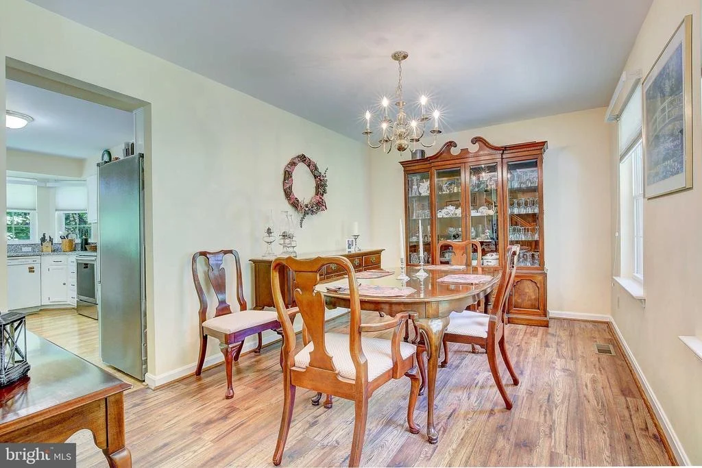 Photo of 10945 TWO SISTERS LANE