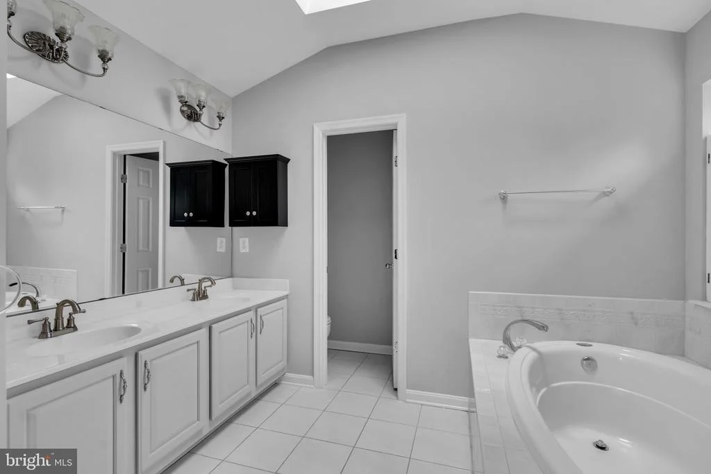Photo of 43553 DEMPSEY LANE