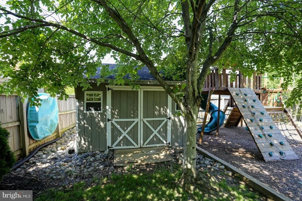 Photo of 5002 SAINT SIMON COURT