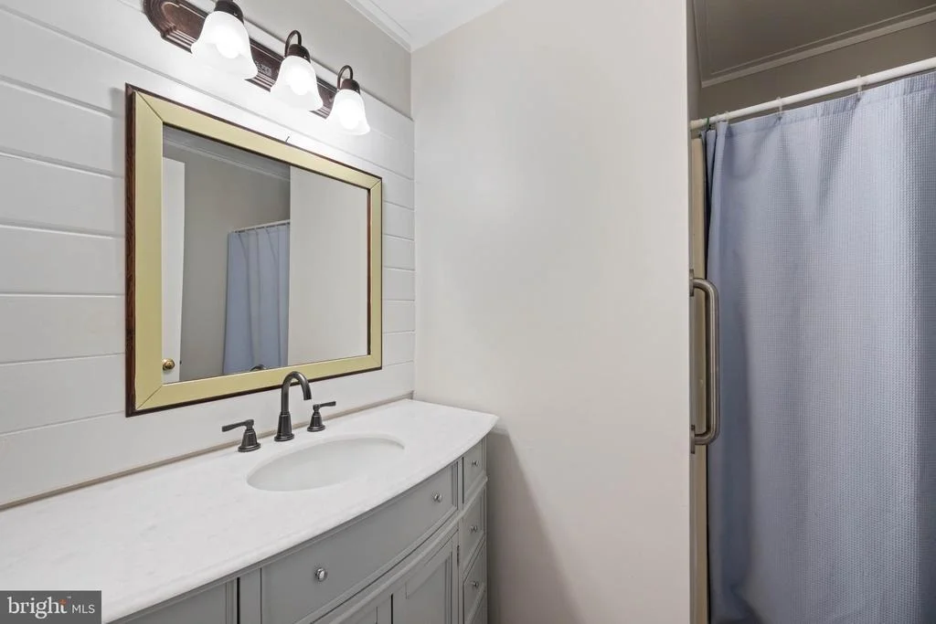 Photo of 23735 WOODS DRIVE