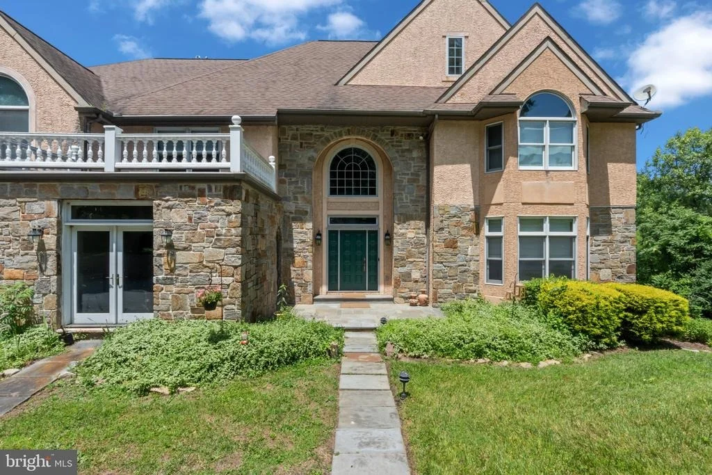 Photo of 411 MARIE DRIVE