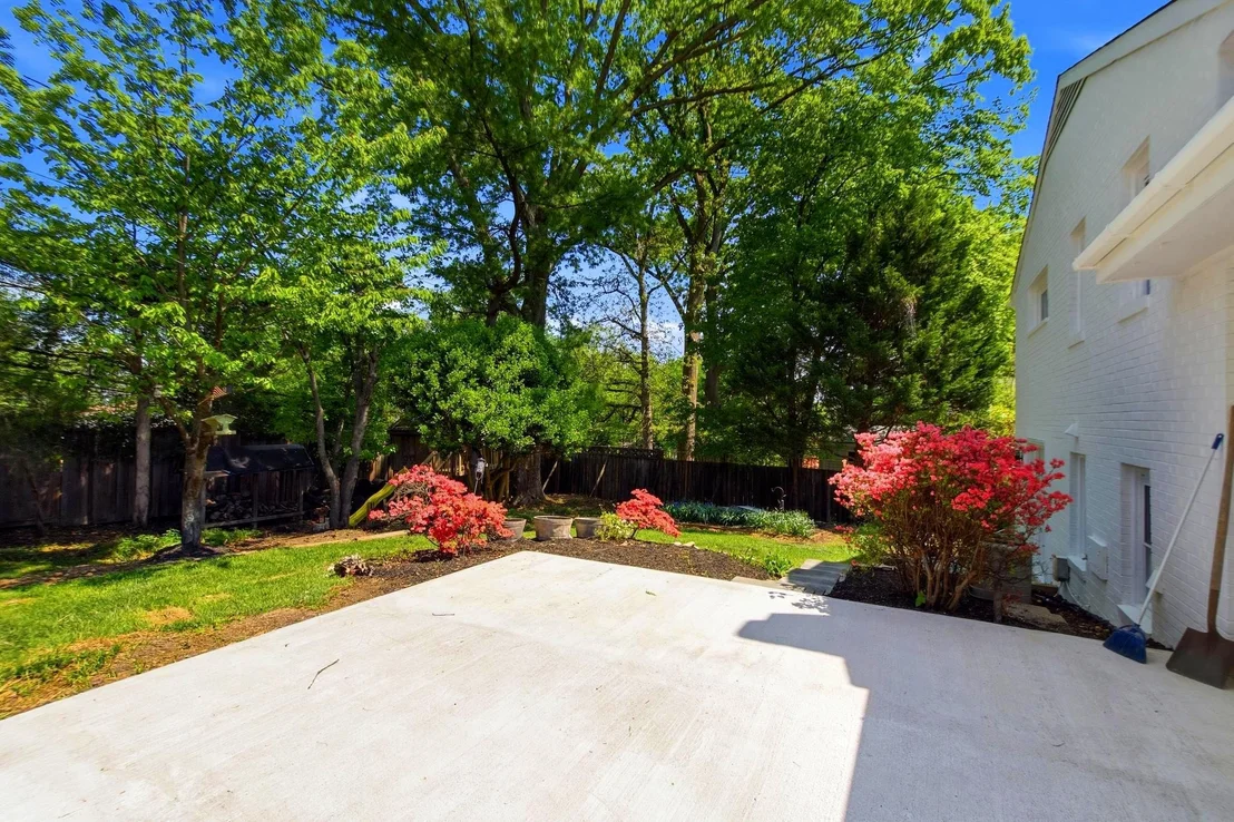 Photo of 7708 JANSEN DRIVE