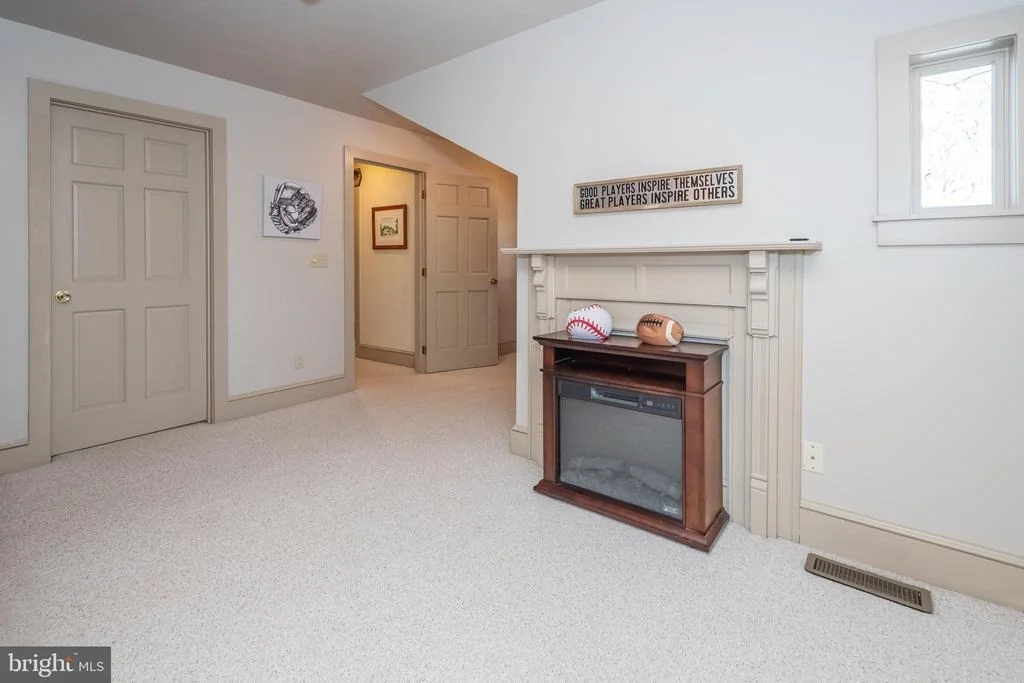 Photo of 726 SUNSET RIDGE DRIVE