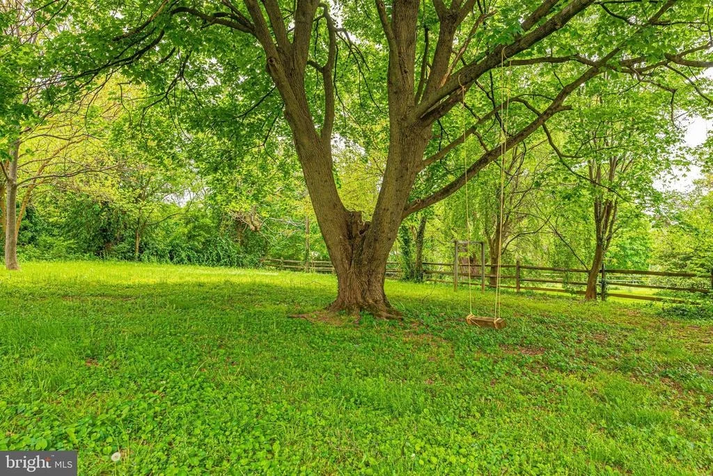 Photo of 9510 PLEASANT PLAINS ROAD