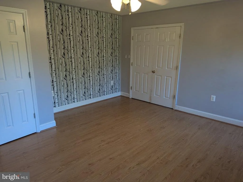 Photo of 823 WOODCREST LOOP