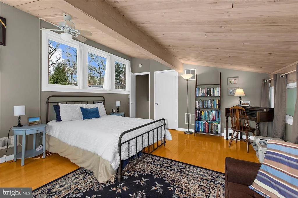 Photo of 2642 QUEEN ANNE CIRCLE