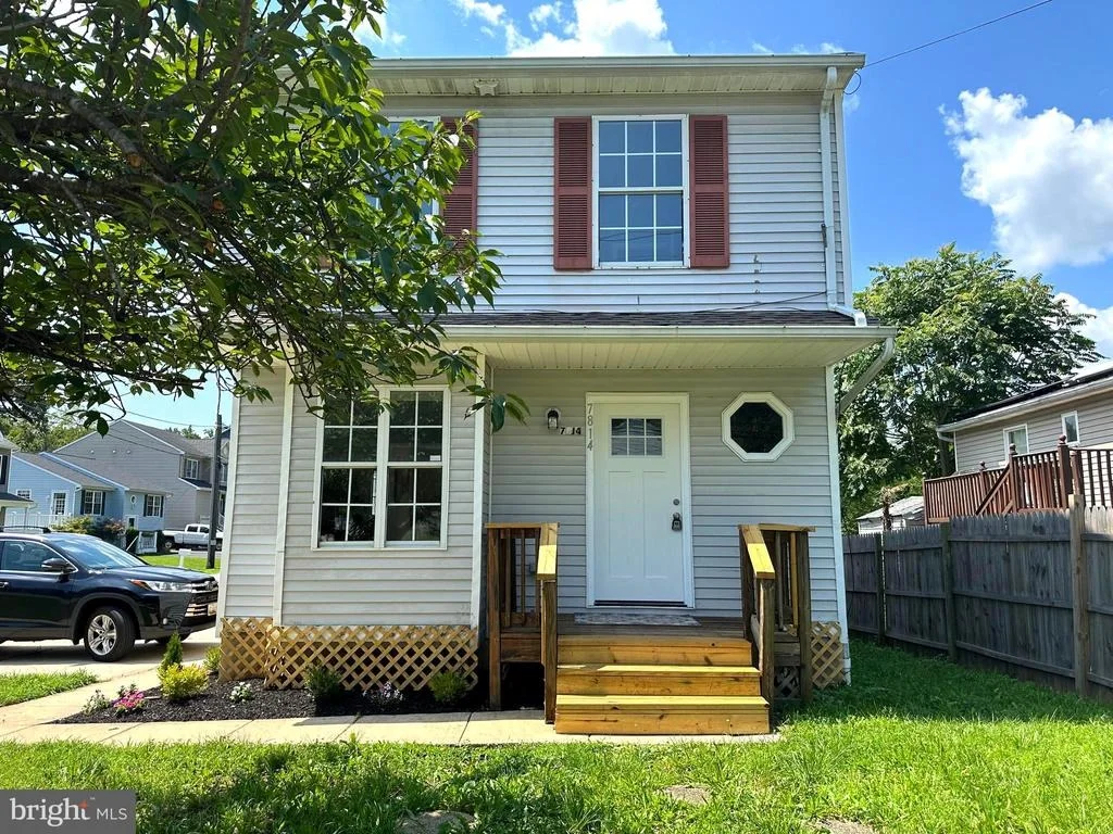 Photo of 7814 OUTING AVENUE