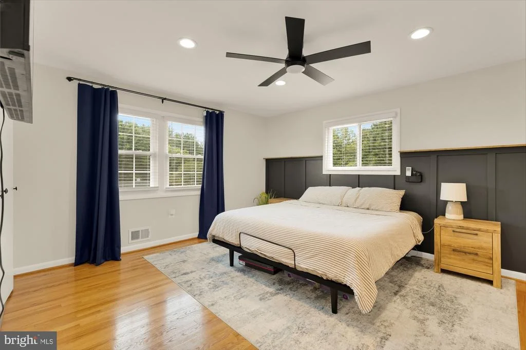 Photo of 5010 KING RICHARD DRIVE