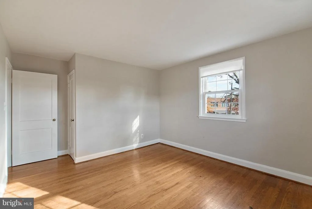 Photo of 3900 DEEPWOOD ROAD