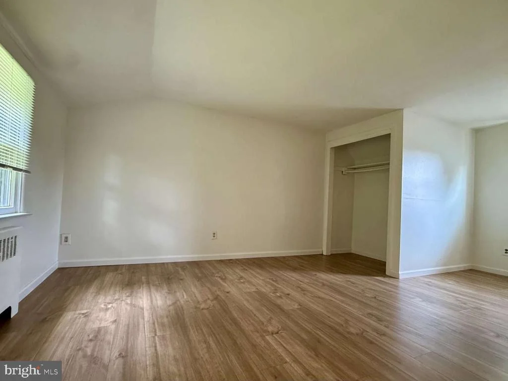 Photo of 8 CONNELL CIRCLE