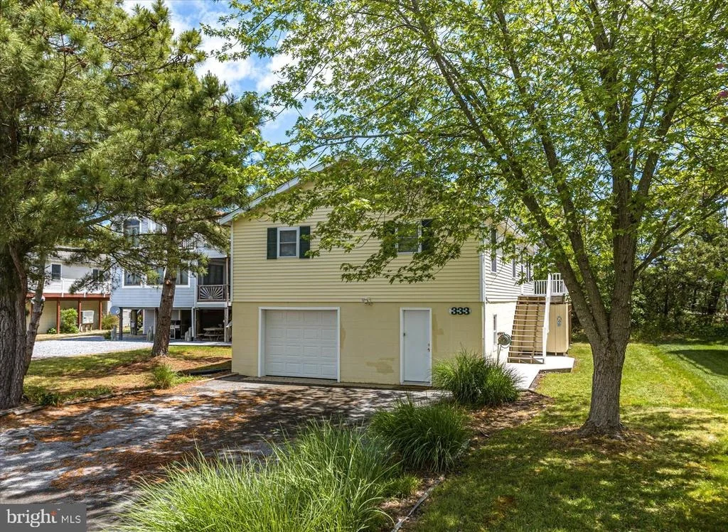 Photo of 333 SANDPIPER DRIVE