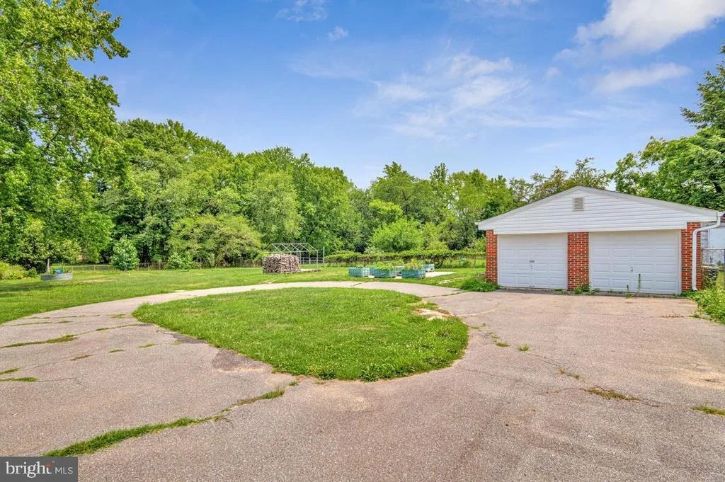 Photo of 6614 HORSESHOE ROAD