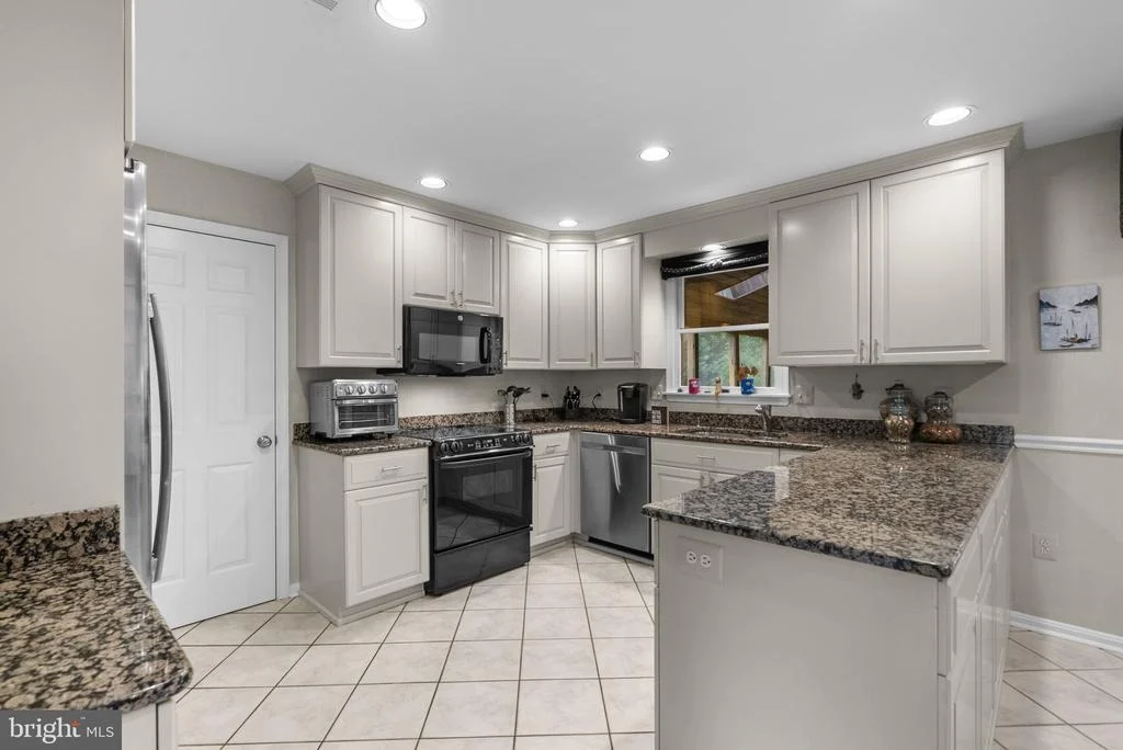 Photo of 5820 MAGIC MOUNTAIN DRIVE