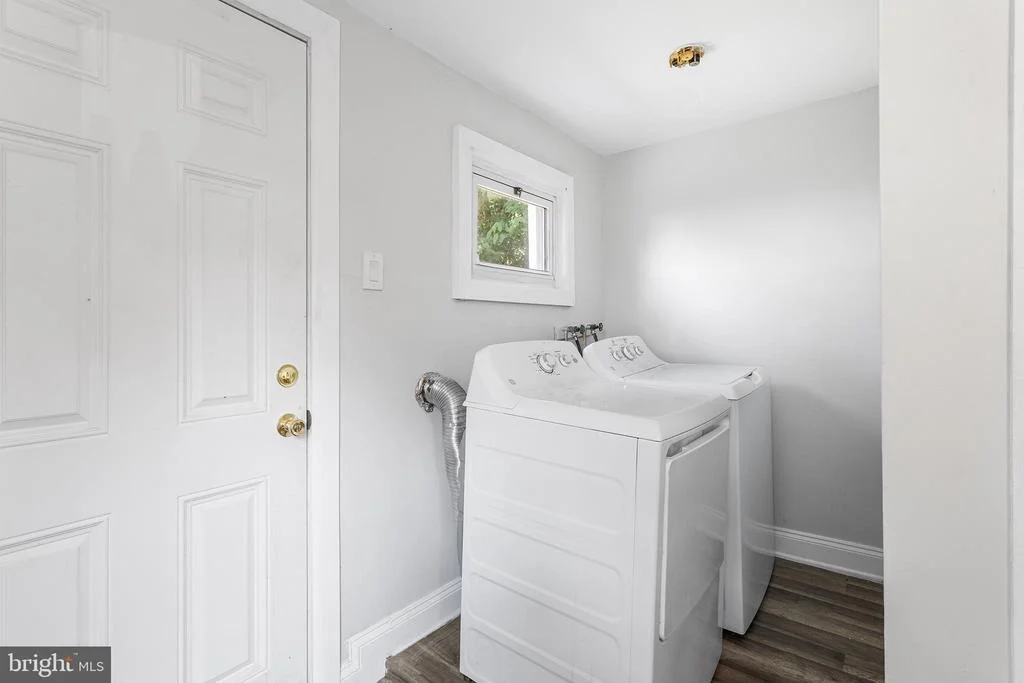 Photo of 623 W 3RD STREET W